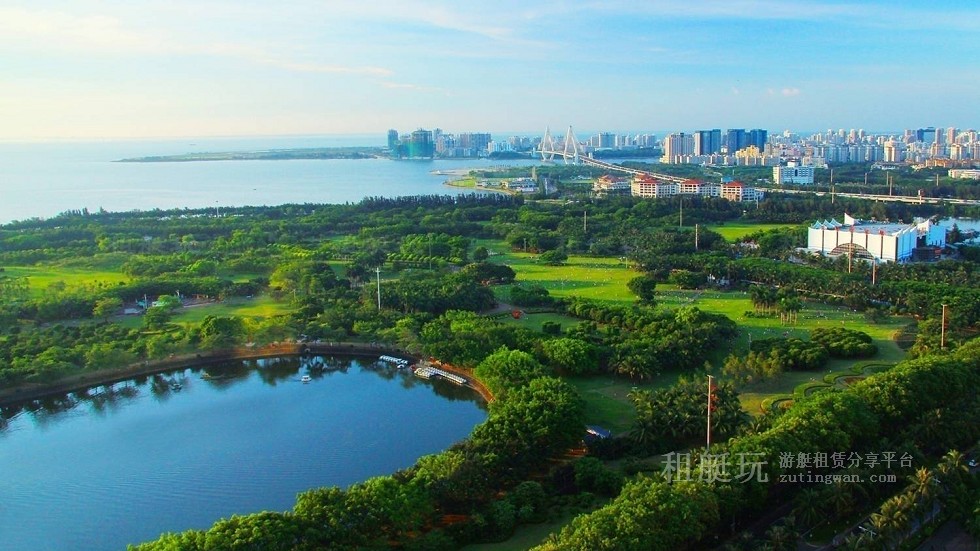 新埠島國際游艇碼頭→白沙門公園→世紀大橋→萬綠園→秀英港→西海岸會展中心